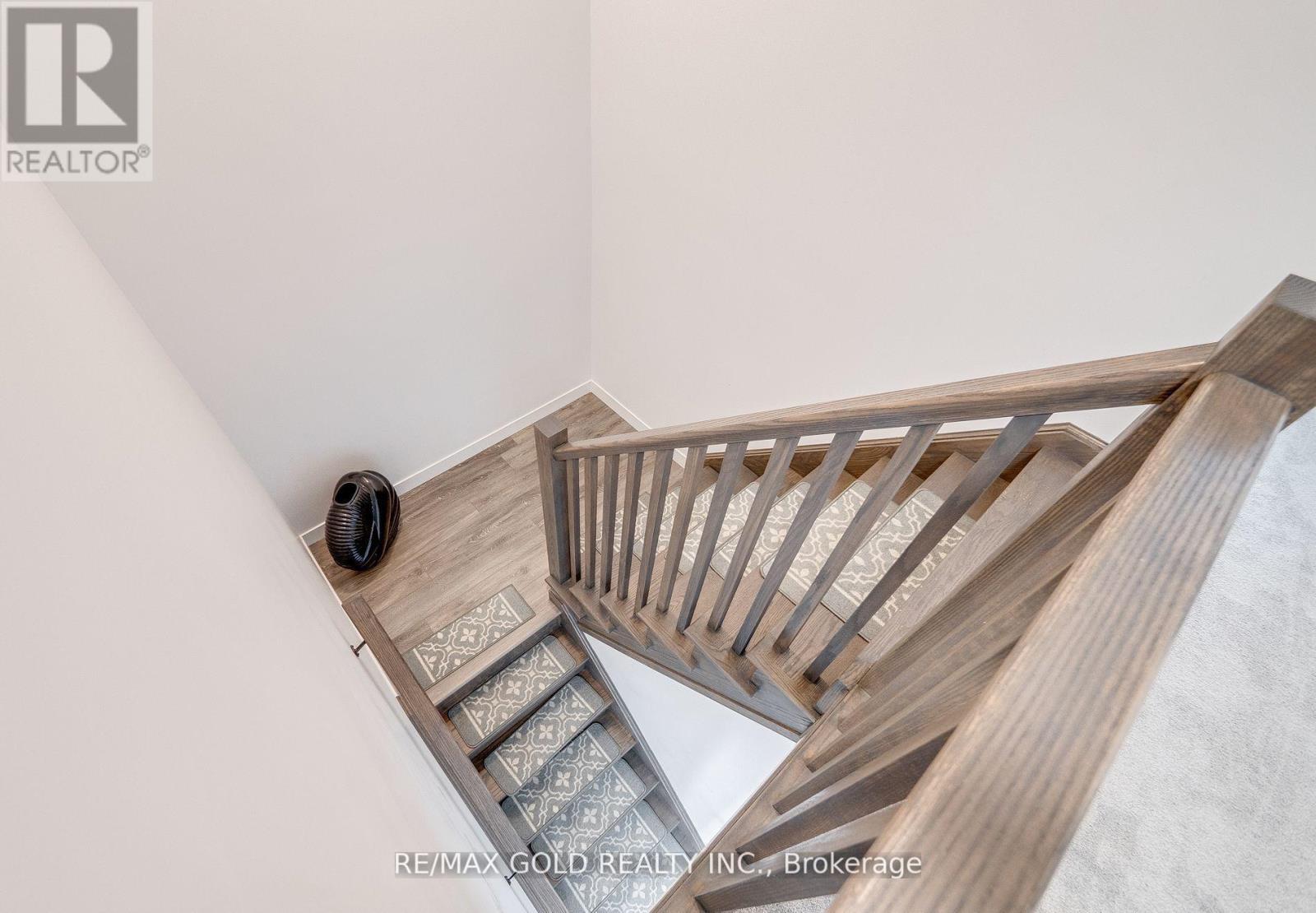 16 Roper Place, Kitchener, Ontario  N2R 1R2 - Photo 7 - X12772646