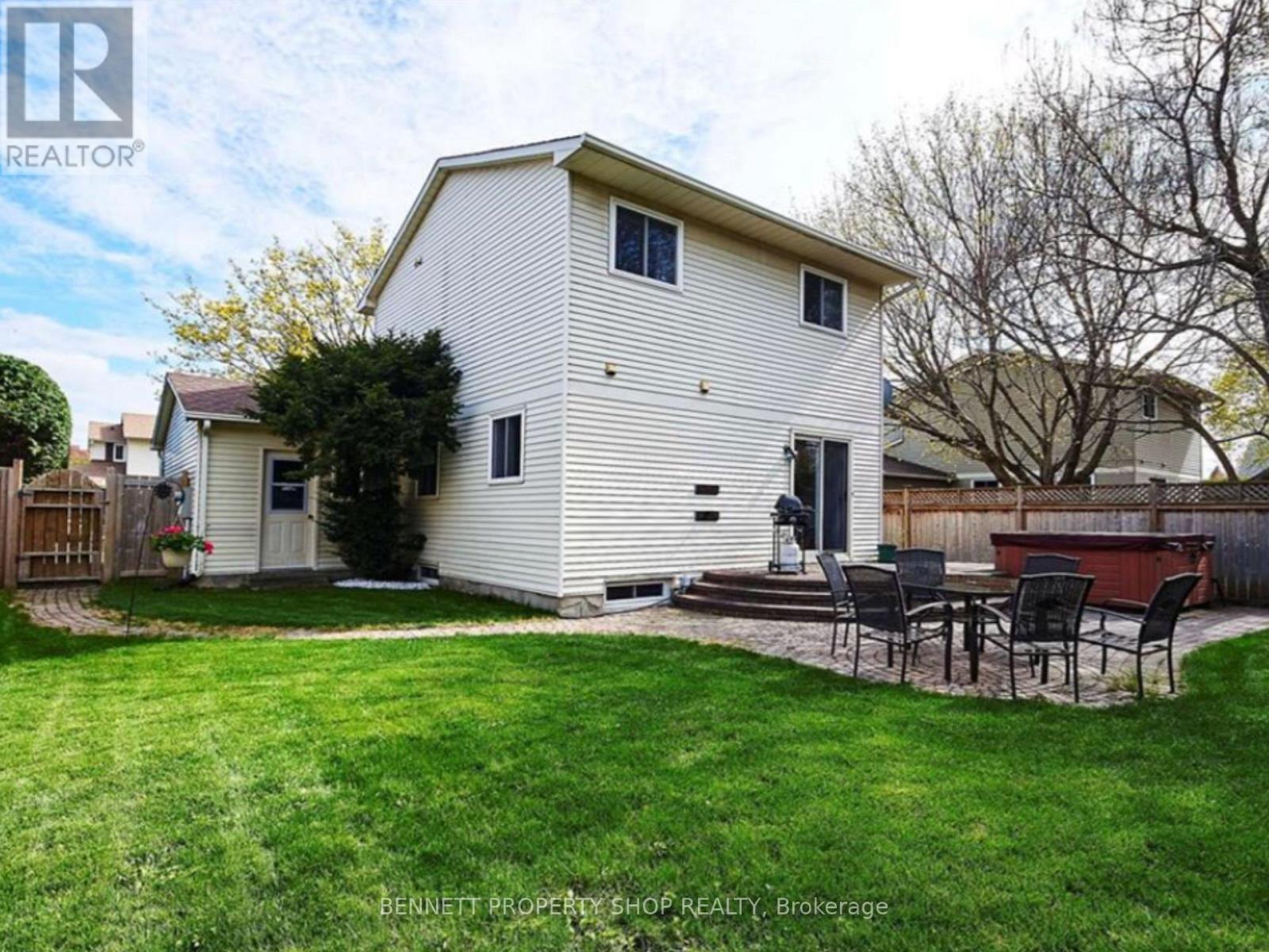 4 Bartley Crescent, Ottawa, Ontario  K2J 2J7 - Photo 22 - X12841424