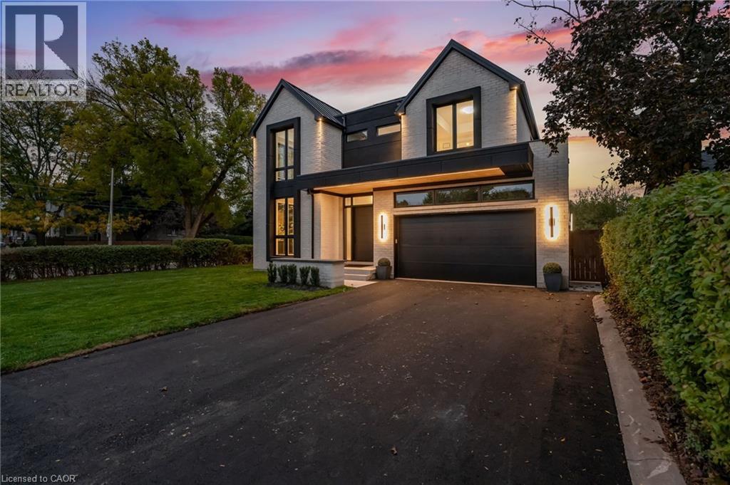 144 Mansfield Drive, Oakville, Ontario  L6H 1K4 - Photo 2 - 40804811