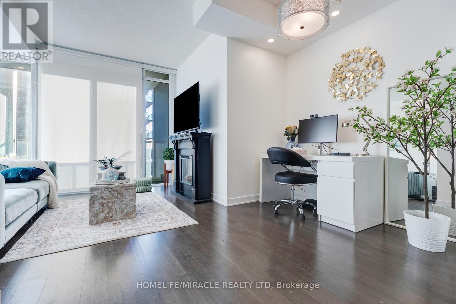 2202 - 90 Park Lawn Road, Toronto, Ontario  M8Y 0B6 - Photo 18 - W12844048