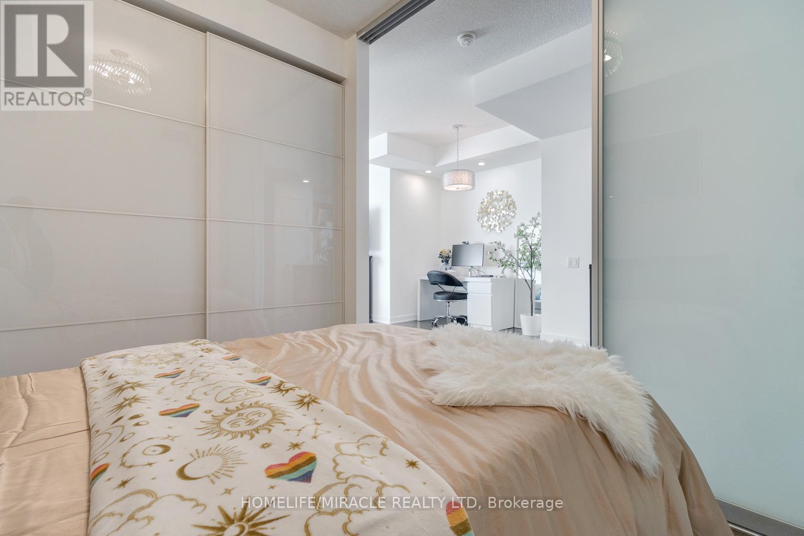 2202 - 90 Park Lawn Road, Toronto, Ontario  M8Y 0B6 - Photo 23 - W12844048