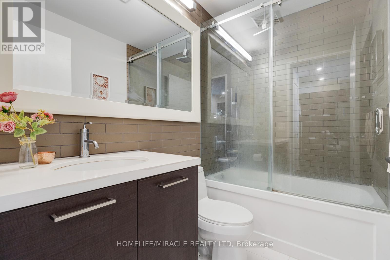 2202 - 90 Park Lawn Road, Toronto, Ontario  M8Y 0B6 - Photo 28 - W12844048