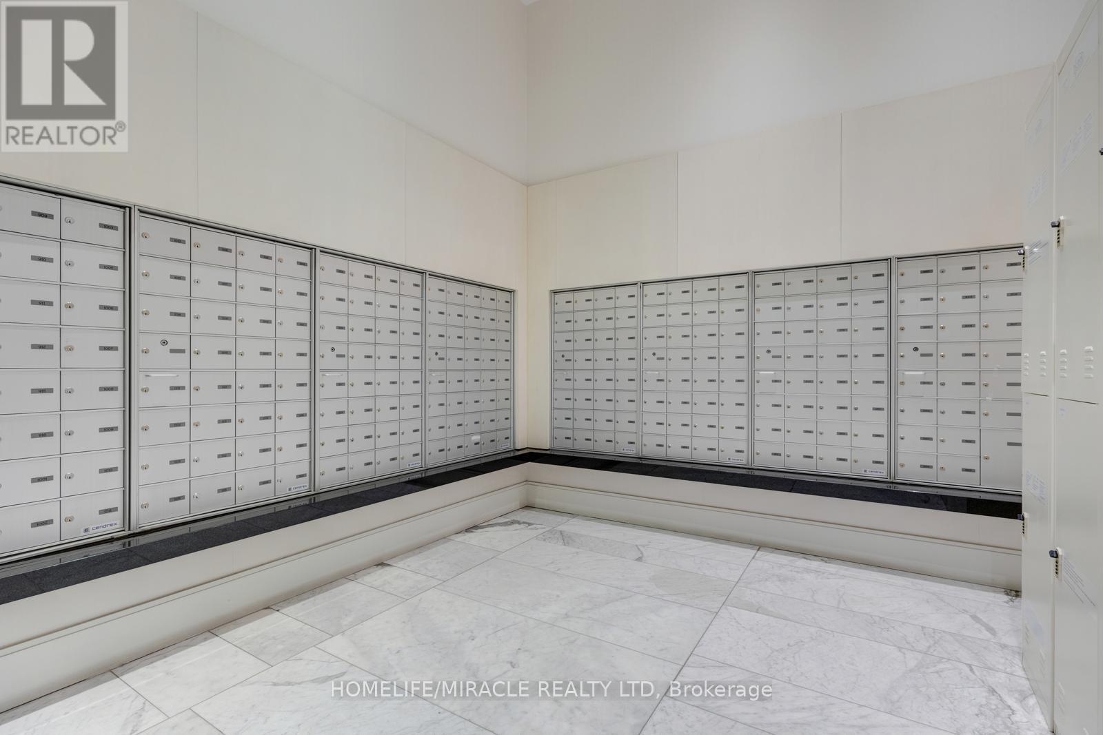 2202 - 90 Park Lawn Road, Toronto, Ontario  M8Y 0B6 - Photo 29 - W12844048