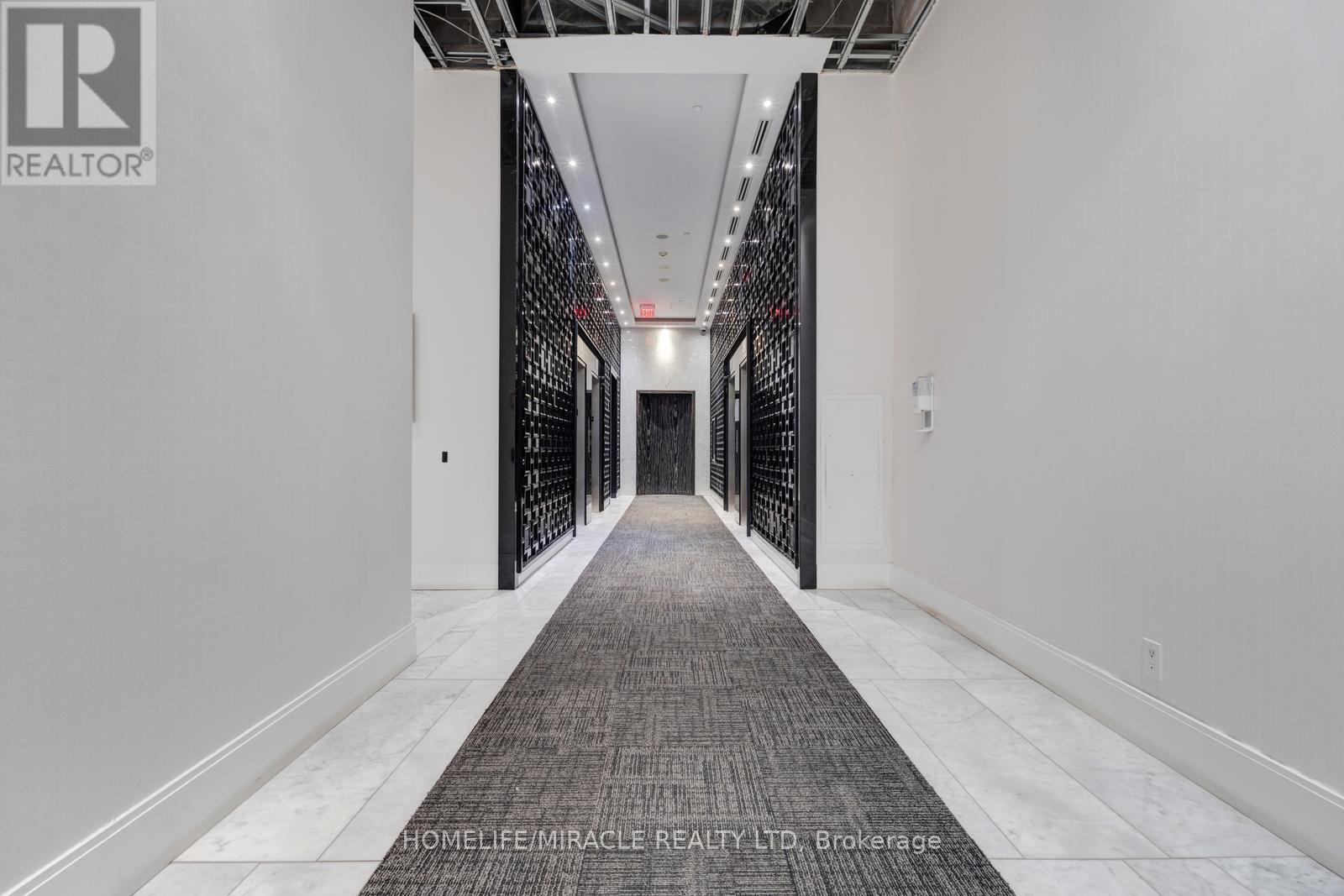 2202 - 90 Park Lawn Road, Toronto, Ontario  M8Y 0B6 - Photo 6 - W12844048