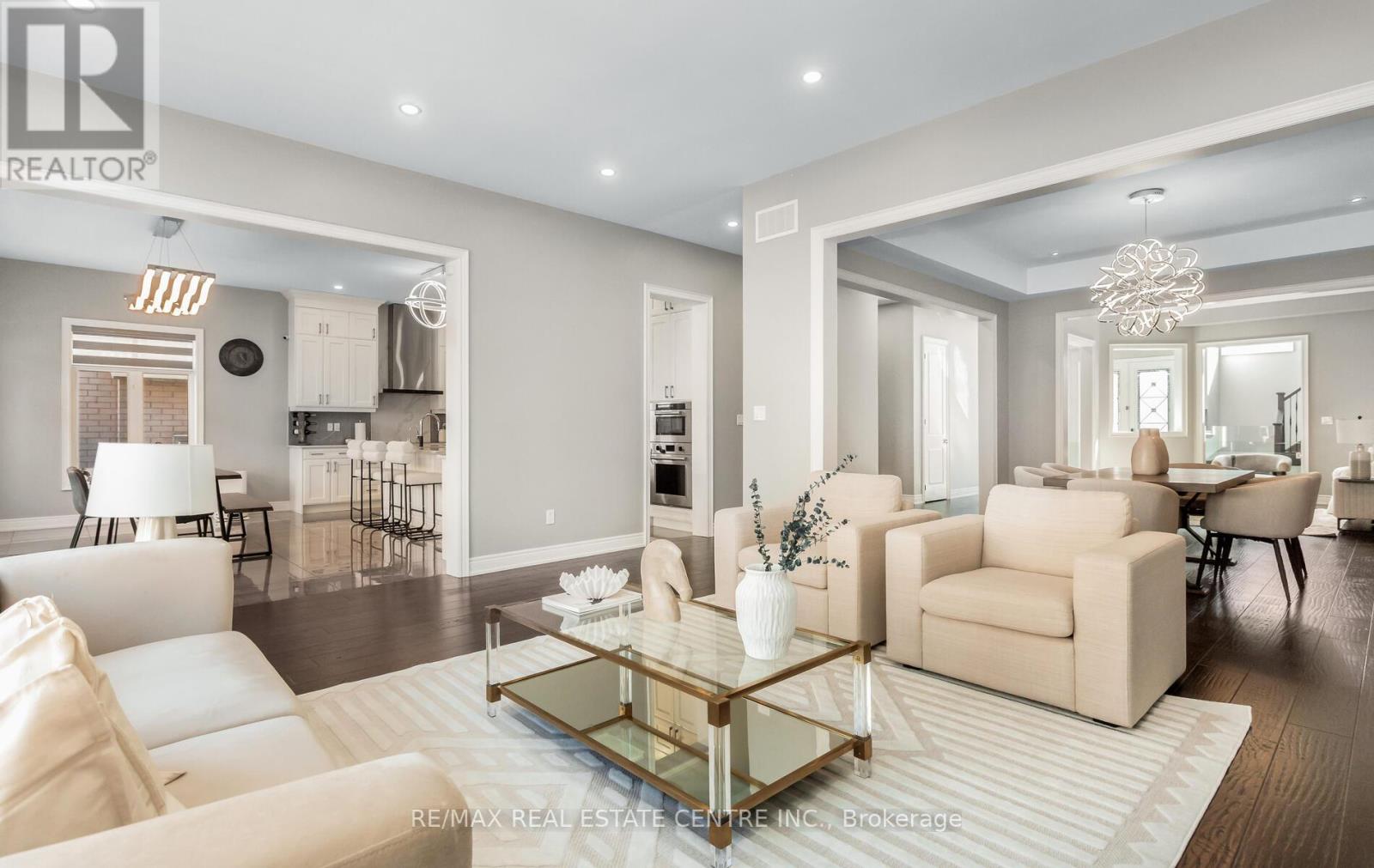 9 Rolling Acres Drive, Brampton (Northwest Brampton), Ontario  L6X 5P3 - Photo 14 - W12844064