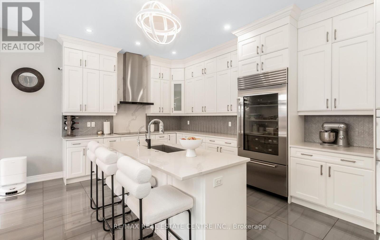 9 Rolling Acres Drive, Brampton (Northwest Brampton), Ontario  L6X 5P3 - Photo 19 - W12844064