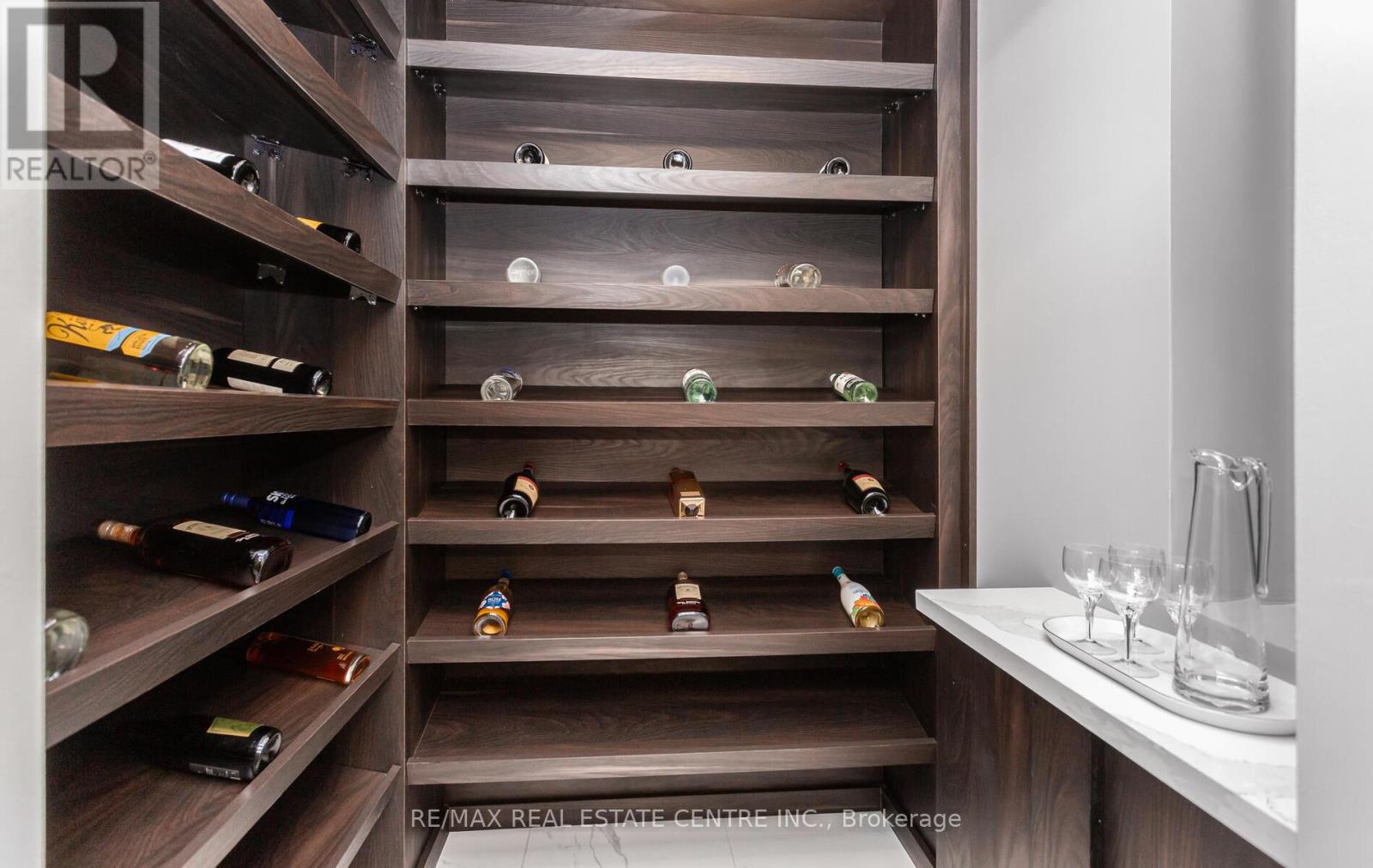 9 Rolling Acres Drive, Brampton (Northwest Brampton), Ontario  L6X 5P3 - Photo 42 - W12844064