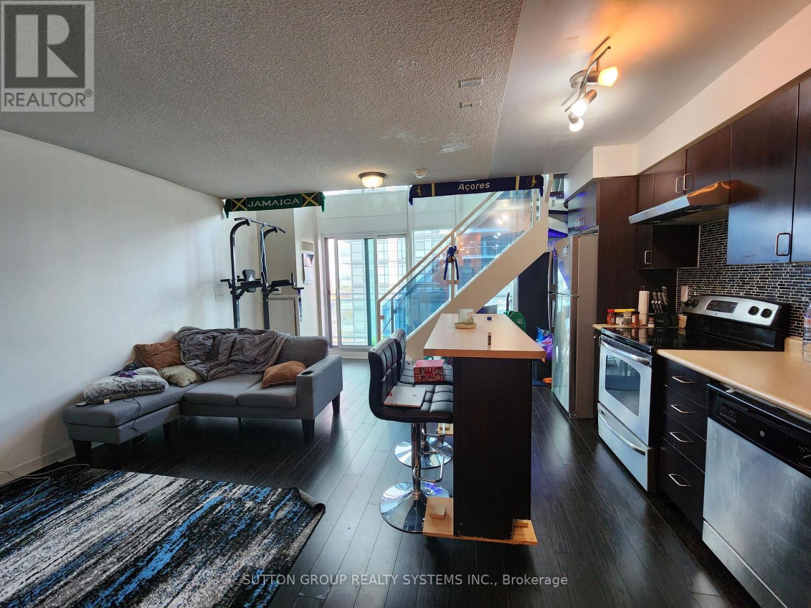 1907 - 155 Legion Road N, Toronto, Ontario  M8Y 0A7 - Photo 7 - W12844066