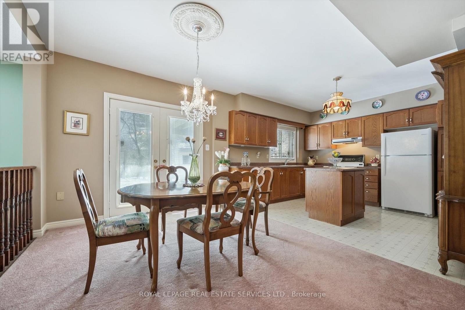 2020 Peak Place, Oakville, Ontario  L6H 5T2 - Photo 37 - W12844096