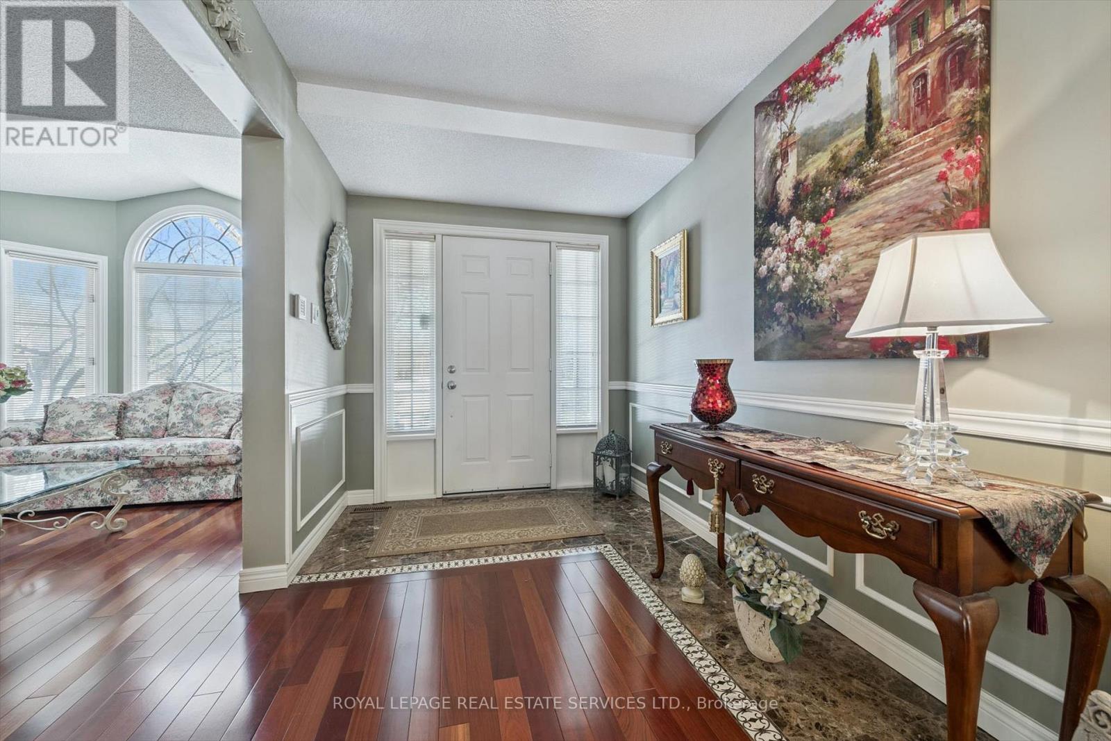 2020 Peak Place, Oakville, Ontario  L6H 5T2 - Photo 4 - W12844096