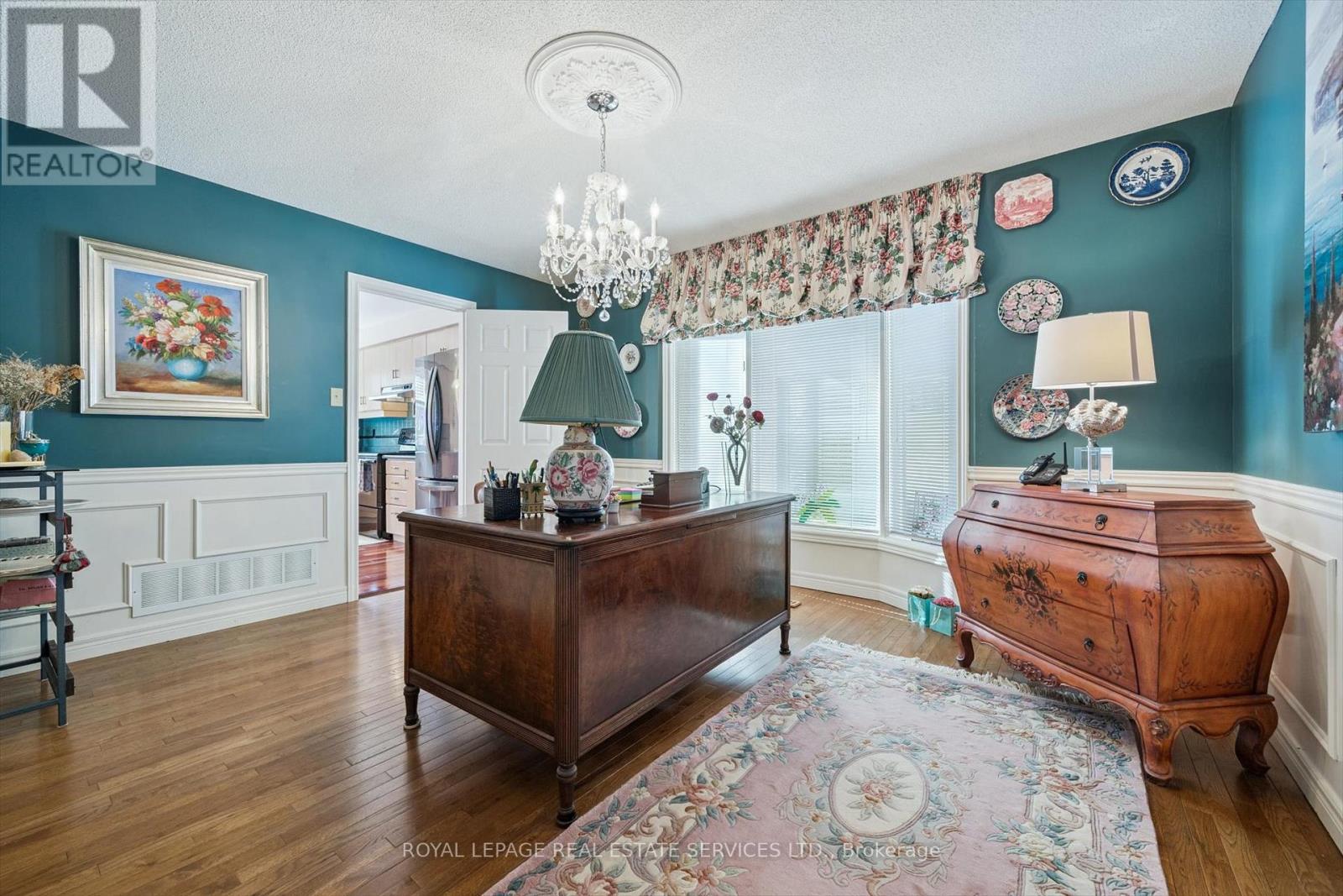 2020 Peak Place, Oakville, Ontario  L6H 5T2 - Photo 6 - W12844096