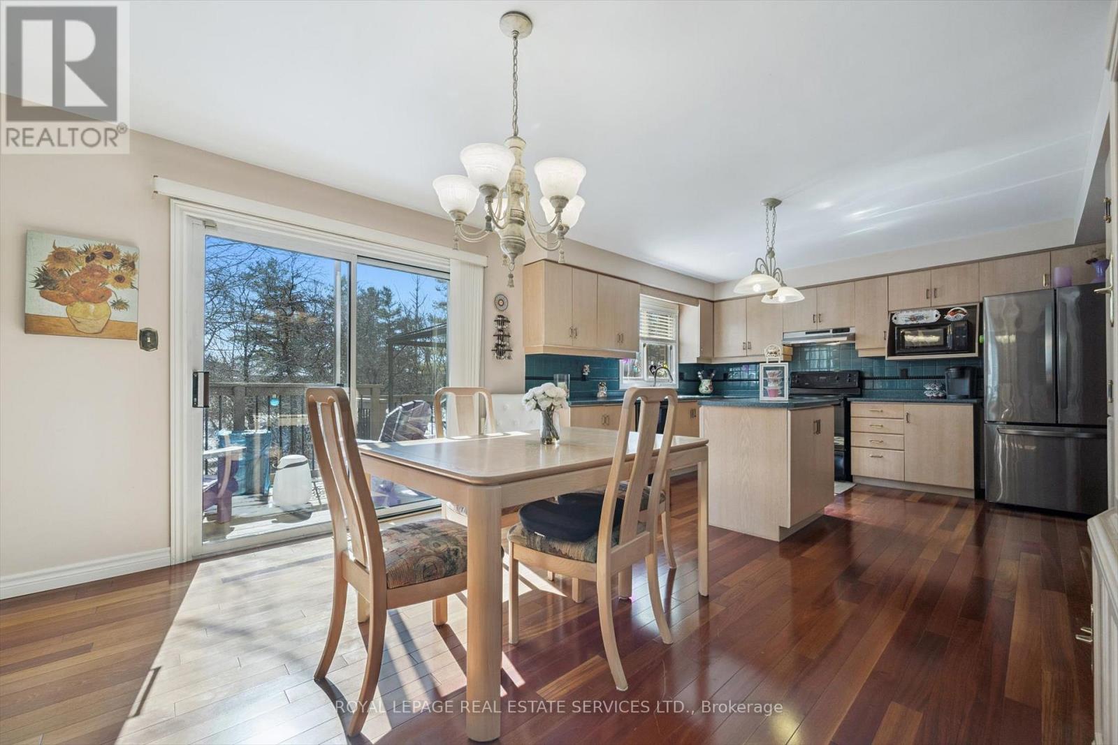 2020 Peak Place, Oakville, Ontario  L6H 5T2 - Photo 8 - W12844096