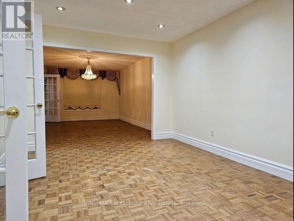 58 O'hara Place, Brampton, Ontario  L6Y 3R8 - Photo 3 - W12844102