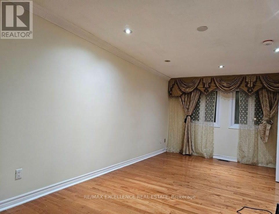 58 O'hara Place, Brampton, Ontario  L6Y 3R8 - Photo 9 - W12844102