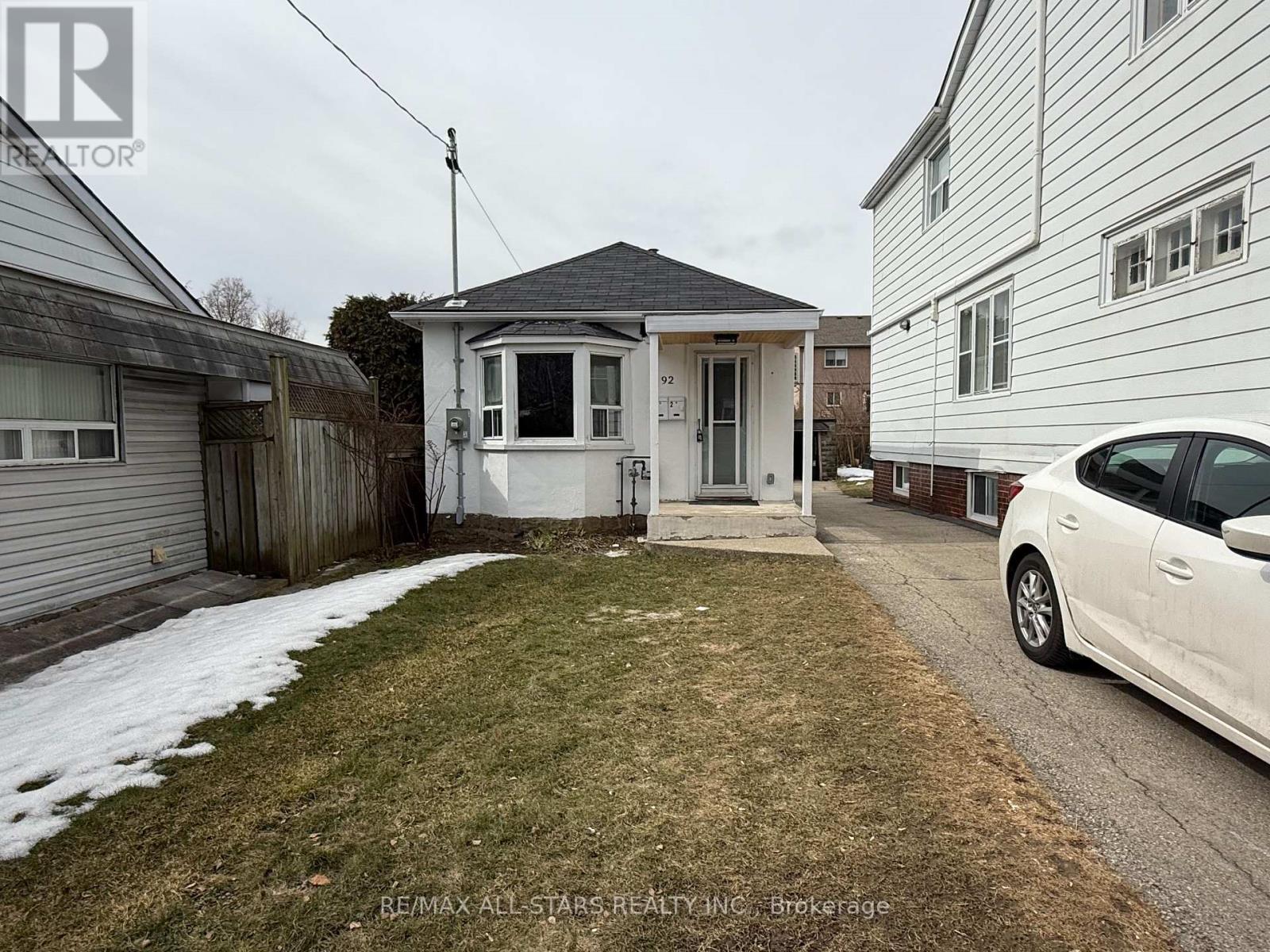 2 - 92 Thirty Ninth Street, Toronto (Long Branch), Ontario  M8W 3M7 - Photo 3 - W12844106