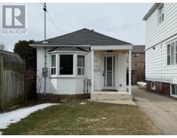 2 - 92 THIRTY NINTH STREET, Toronto, Ontario