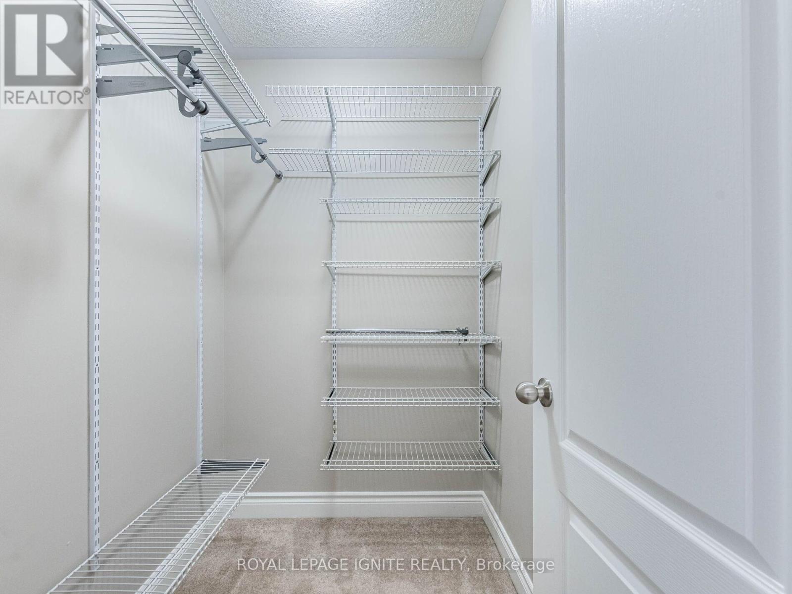 15 Temple Manor Road, Brampton, Ontario  L6Y 6C4 - Photo 38 - W12844112