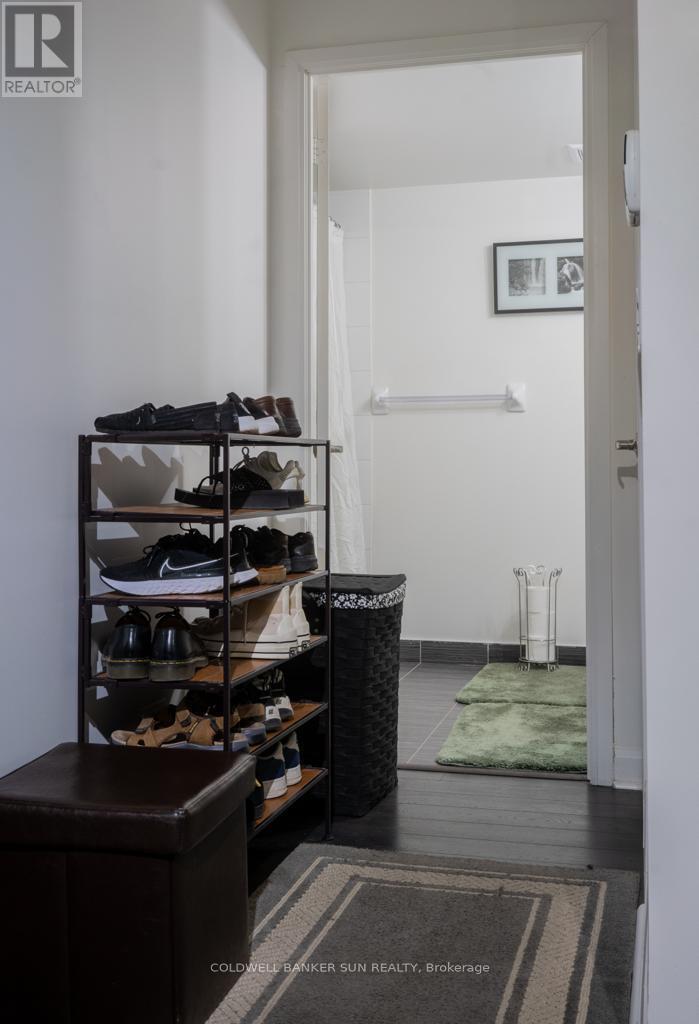 1111 - 1 Michael Power Place, Toronto, Ontario  M9A 0A1 - Photo 4 - W12844134