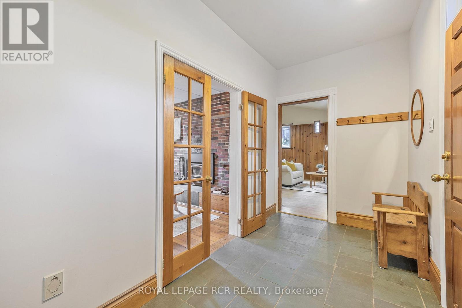 91 King Street W, Caledon (Bolton West), Ontario  L7E 1A2 - Photo 4 - W12844176