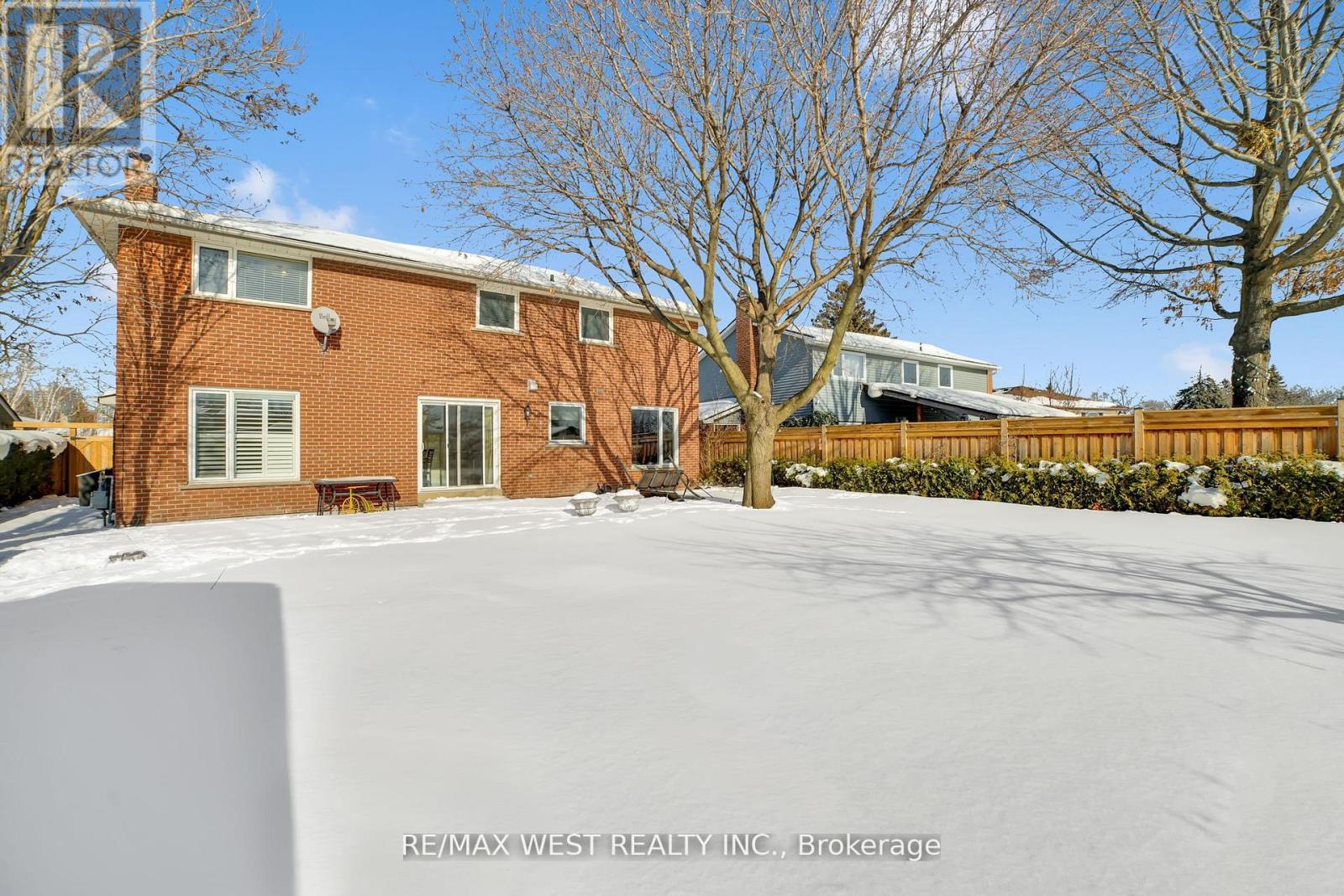 306 Pinegrove Road, Oakville, Ontario  L6K 3P9 - Photo 18 - W12844190