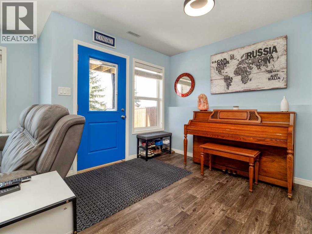 514 Mary Cameron Crescent N, Lethbridge, Alberta  T1H 6V6 - Photo 3 - A2290426