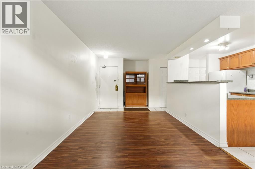 264 Oakdale Avenue Unit# 102, St. Catharines, Ontario  L2P 2K4 - Photo 7 - 40809060