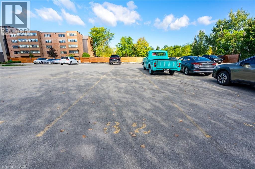 264 Oakdale Avenue Unit# 102, St. Catharines, Ontario  L2P 2K4 - Photo 20 - 40809060