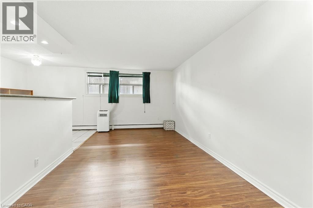 264 Oakdale Avenue Unit# 102, St. Catharines, Ontario  L2P 2K4 - Photo 6 - 40809060