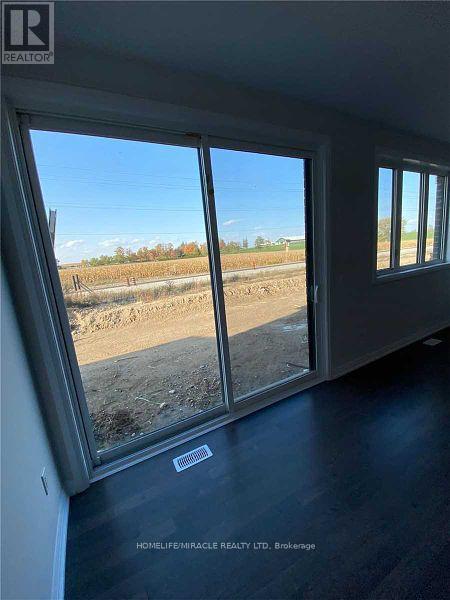 140 Cole Terrace, Woodstock (Woodstock - North), Ontario  N4T 0P5 - Photo 3 - X12844182