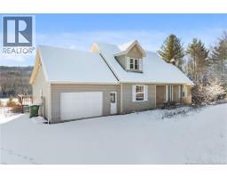 18 HILLVIEW Street, upper kingsclear, New Brunswick