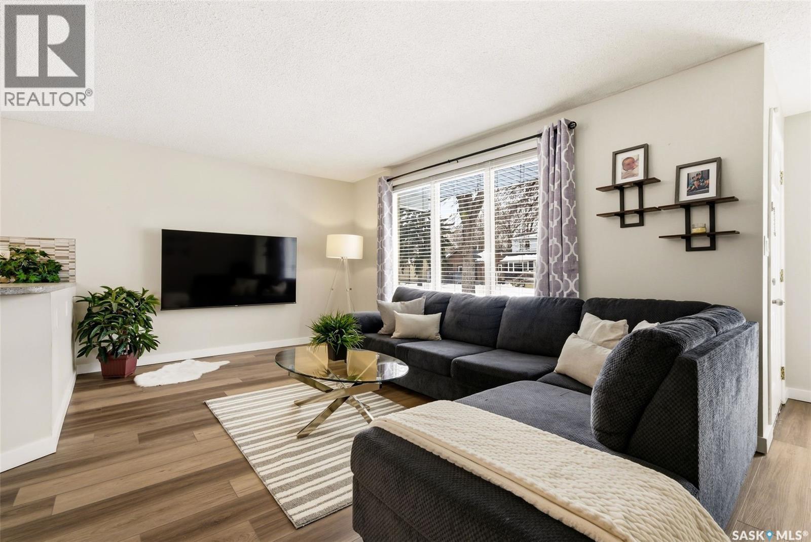 3231 Retallack Street, Regina, Saskatchewan  S4S 1T7 - Photo 4 - SK029683