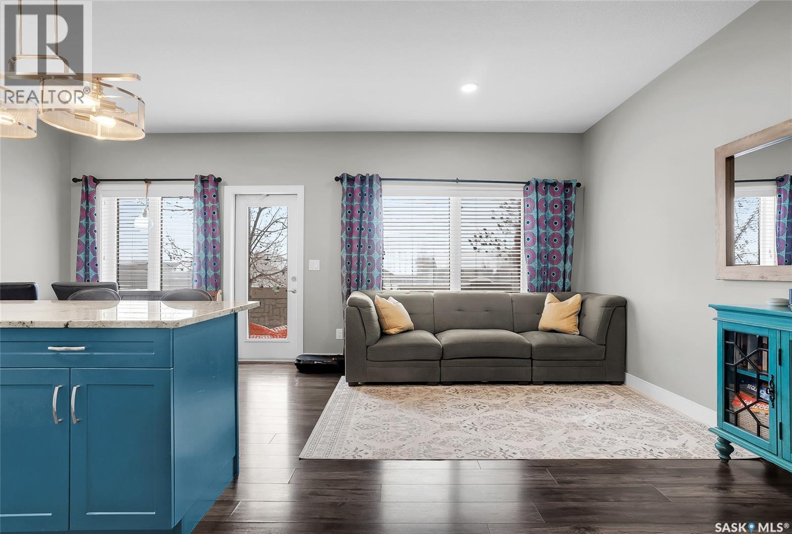 22 115 Veltkamp Crescent, Saskatoon, Saskatchewan  S7T 0T7 - Photo 3 - SK029678