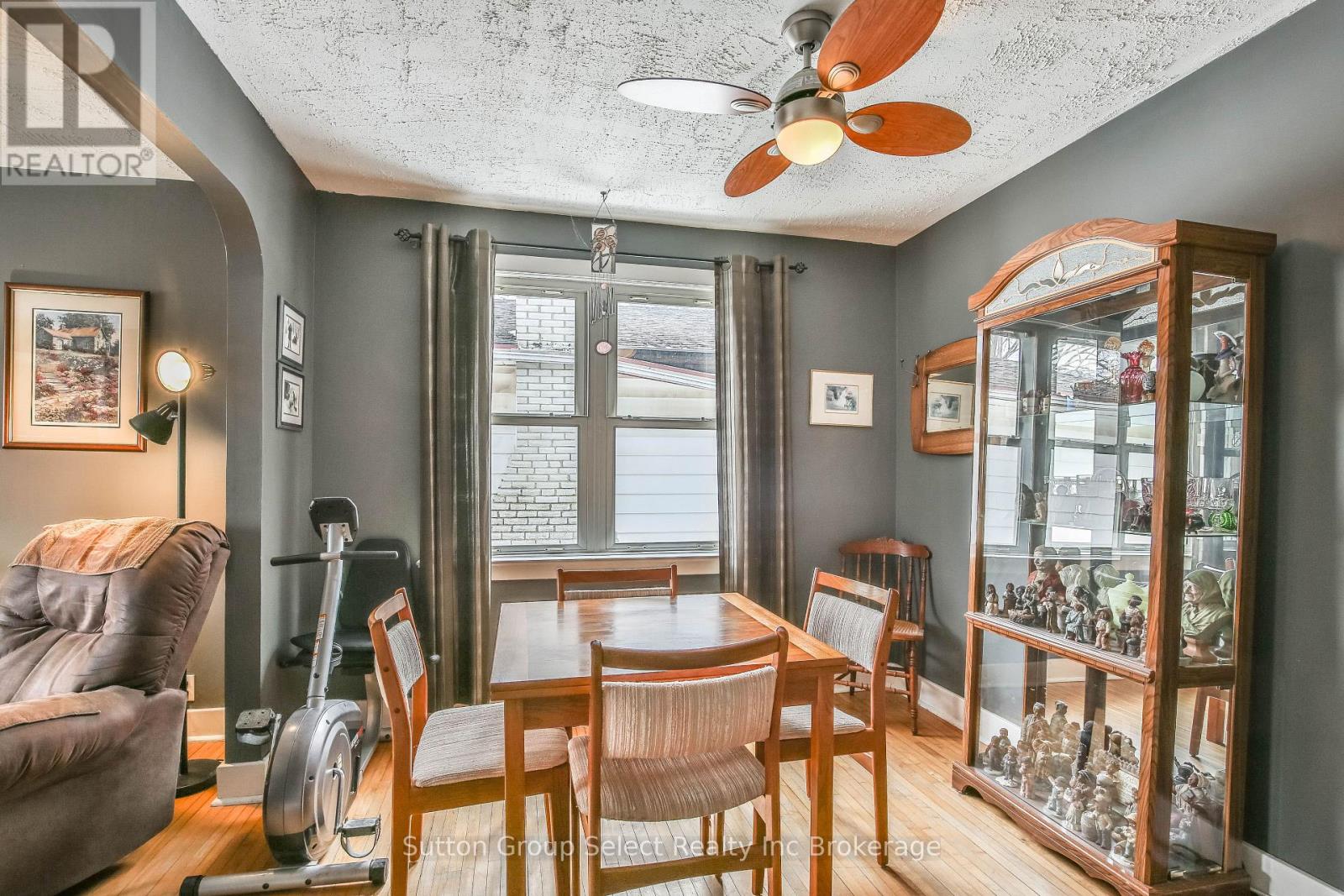 156 Charles Street E, Ingersoll, Ontario  N5C 1K2 - Photo 16 - X12844292