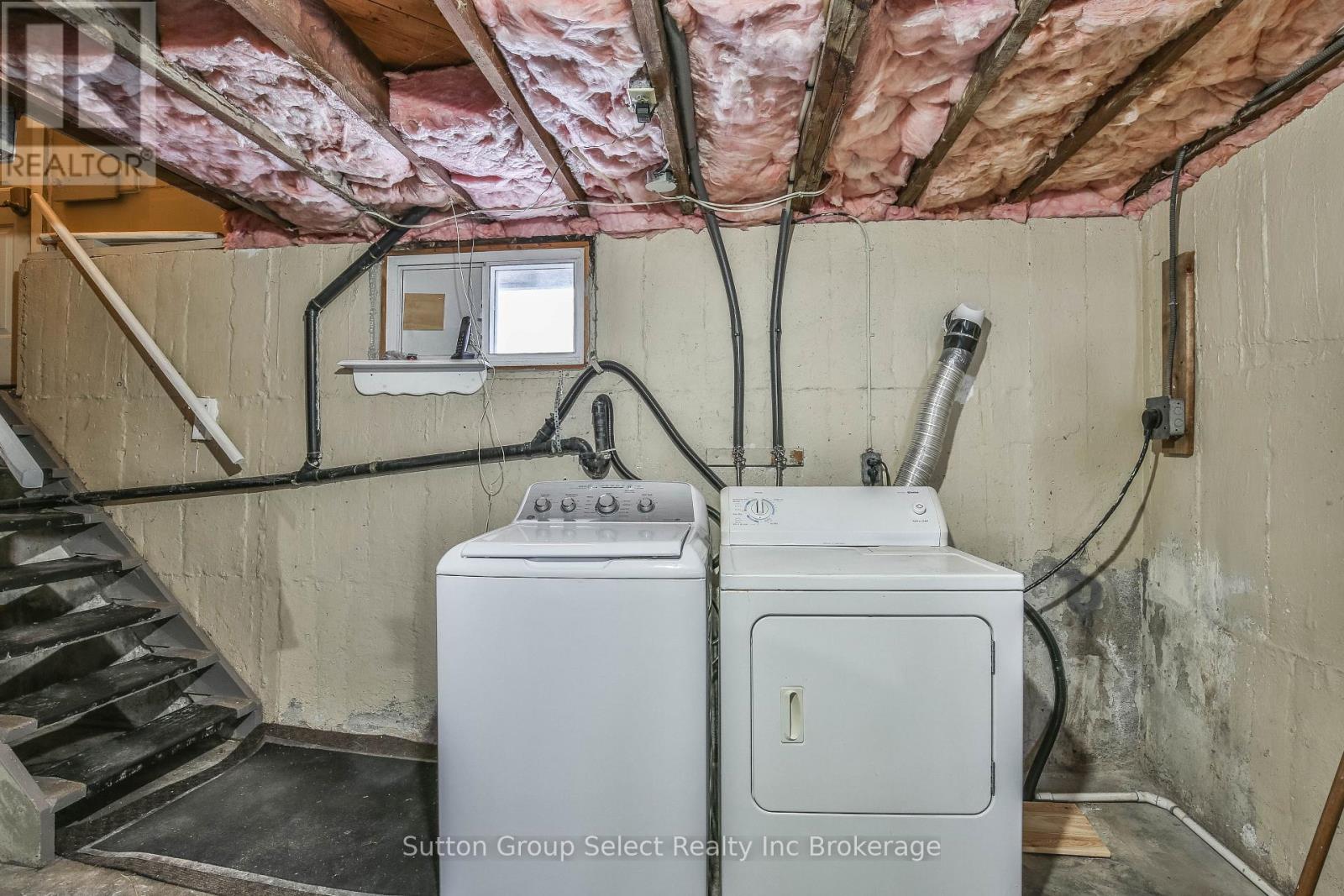 156 Charles Street E, Ingersoll, Ontario  N5C 1K2 - Photo 22 - X12844292