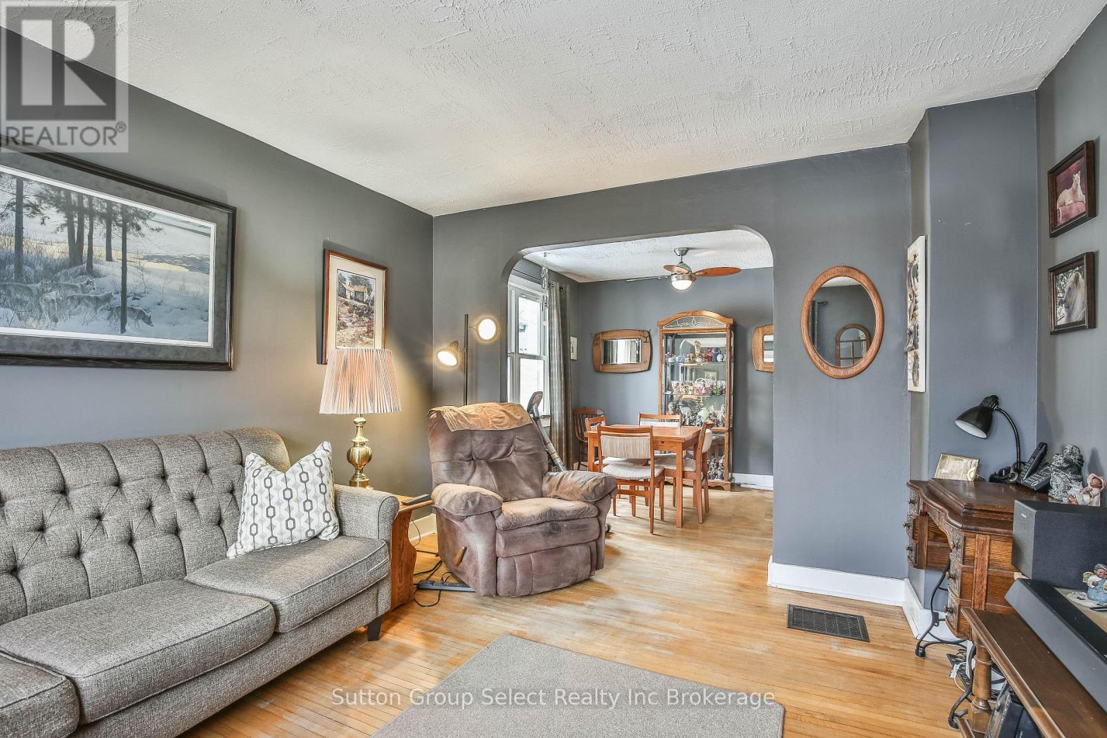 156 Charles Street E, Ingersoll, Ontario  N5C 1K2 - Photo 8 - X12844292