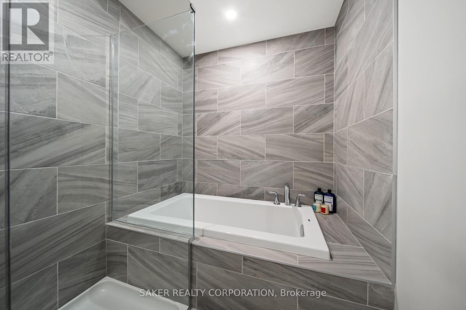 1501 - 505 Talbot Street, London East, Ontario  N6A 2S6 - Photo 28 - X12477253