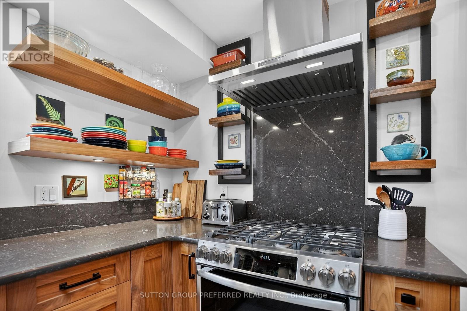 Photo 18 of 50 for 22270 Adelaide Road