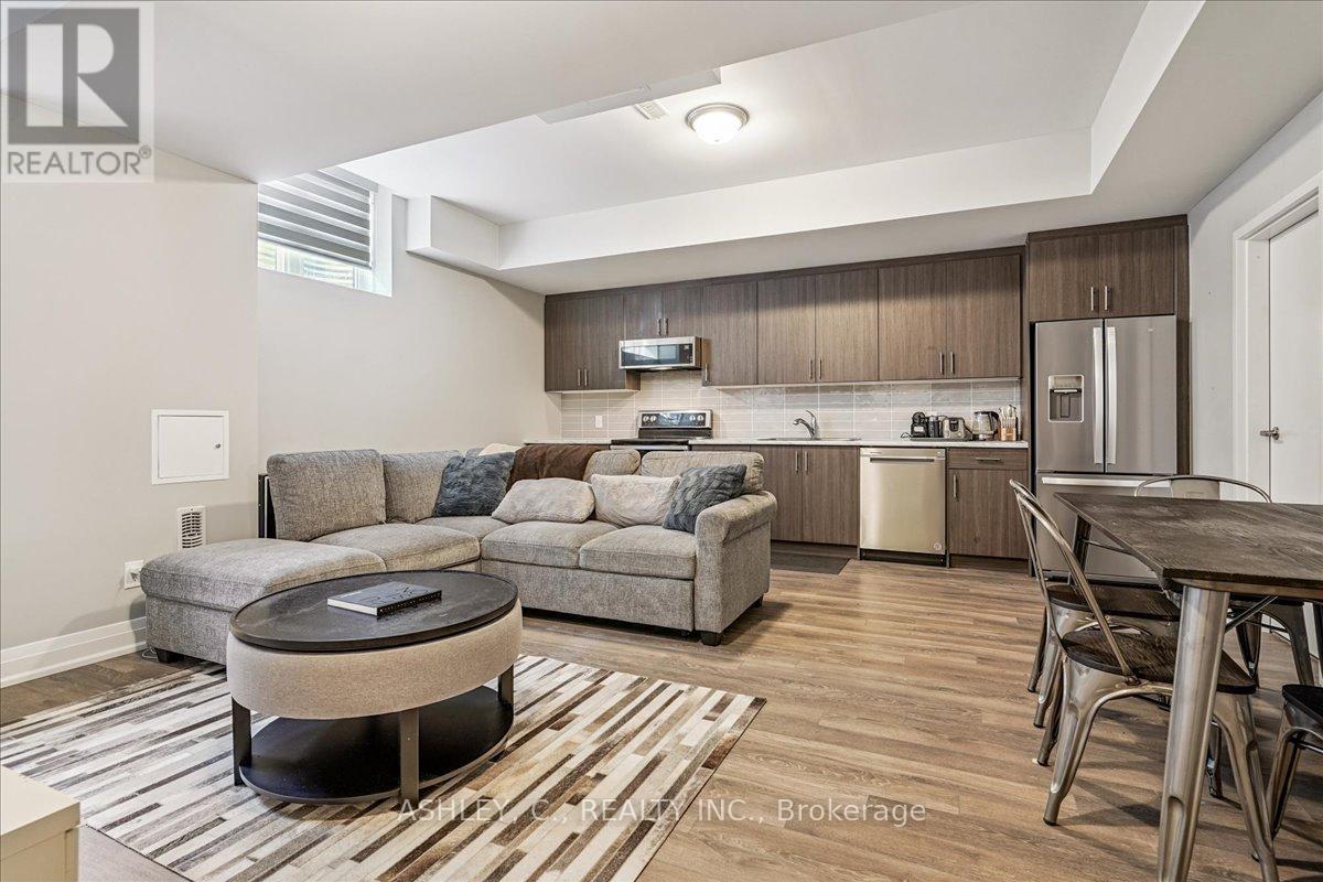 29 Gladmary Drive, Brampton, Ontario  L6Y 6K9 - Photo 41 - W12691036