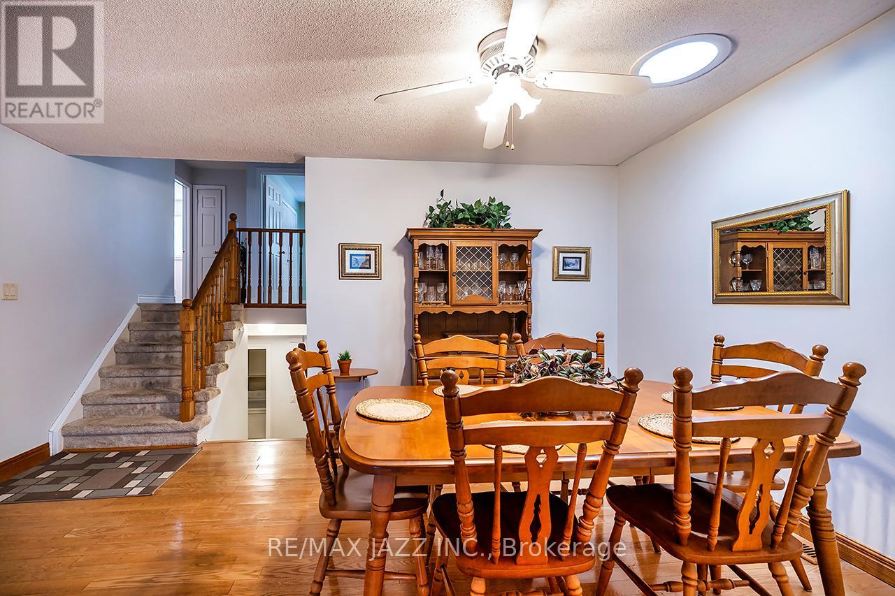 49 Hemmingway Drive, Clarington (Courtice), Ontario  L1E 2C7 - Photo 6 - E12844434