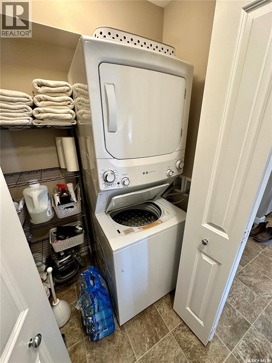 203 820 5th Street Ne, Weyburn, Saskatchewan  S4H 2V2 - Photo 14 - SK029608