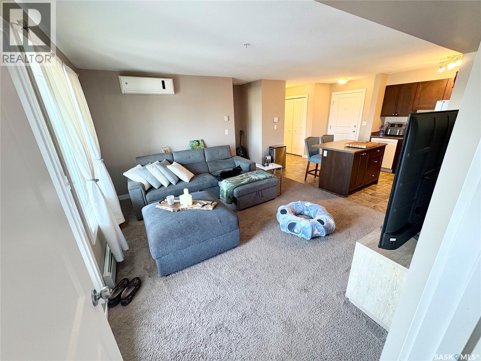 203 820 5th Street Ne, Weyburn, Saskatchewan  S4H 2V2 - Photo 6 - SK029608