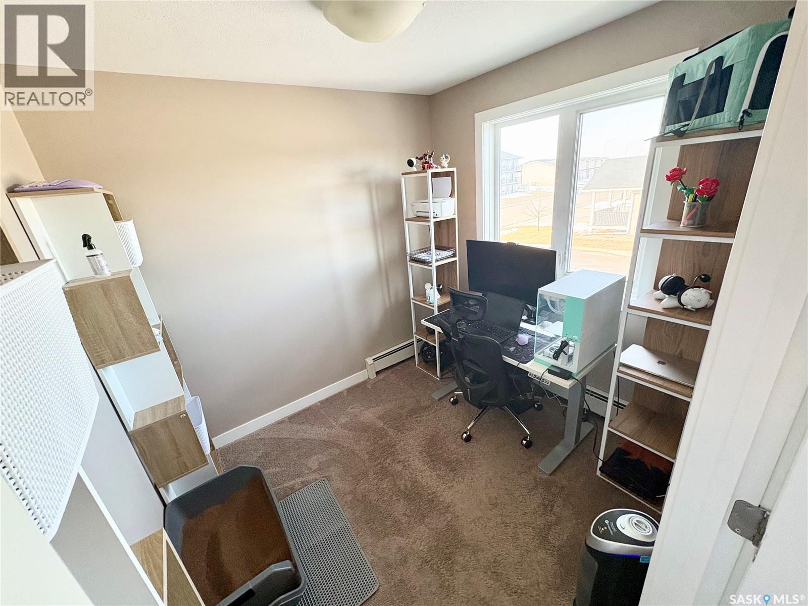 203 820 5th Street Ne, Weyburn, Saskatchewan  S4H 2V2 - Photo 7 - SK029608