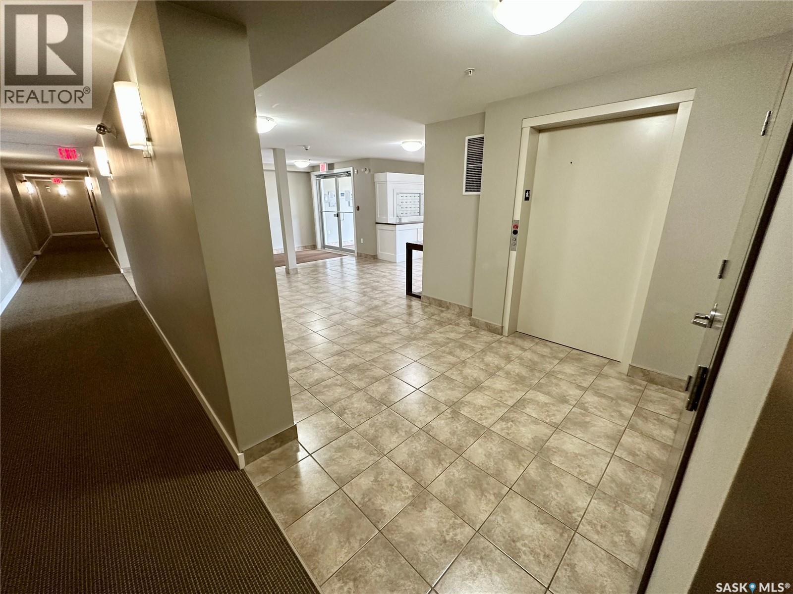 203 820 5th Street Ne, Weyburn, Saskatchewan  S4H 2V2 - Photo 18 - SK029608