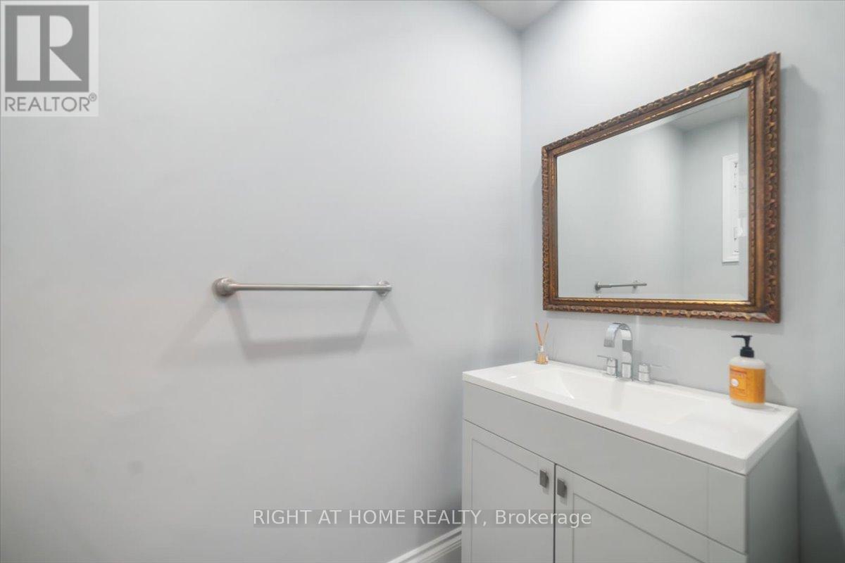 75 Somerset Avenue, Hamilton, Ontario  L8L 2L6 - Photo 11 - X12829464