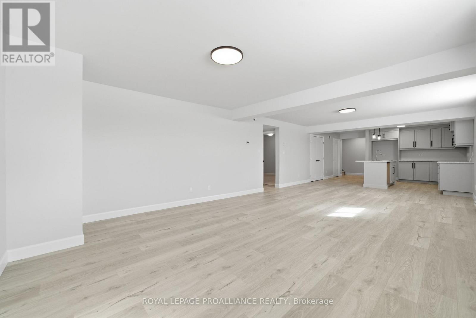 87 Hastings Park Drive, Belleville (Belleville Ward), Ontario  K8P 0J1 - Photo 30 - X12844422