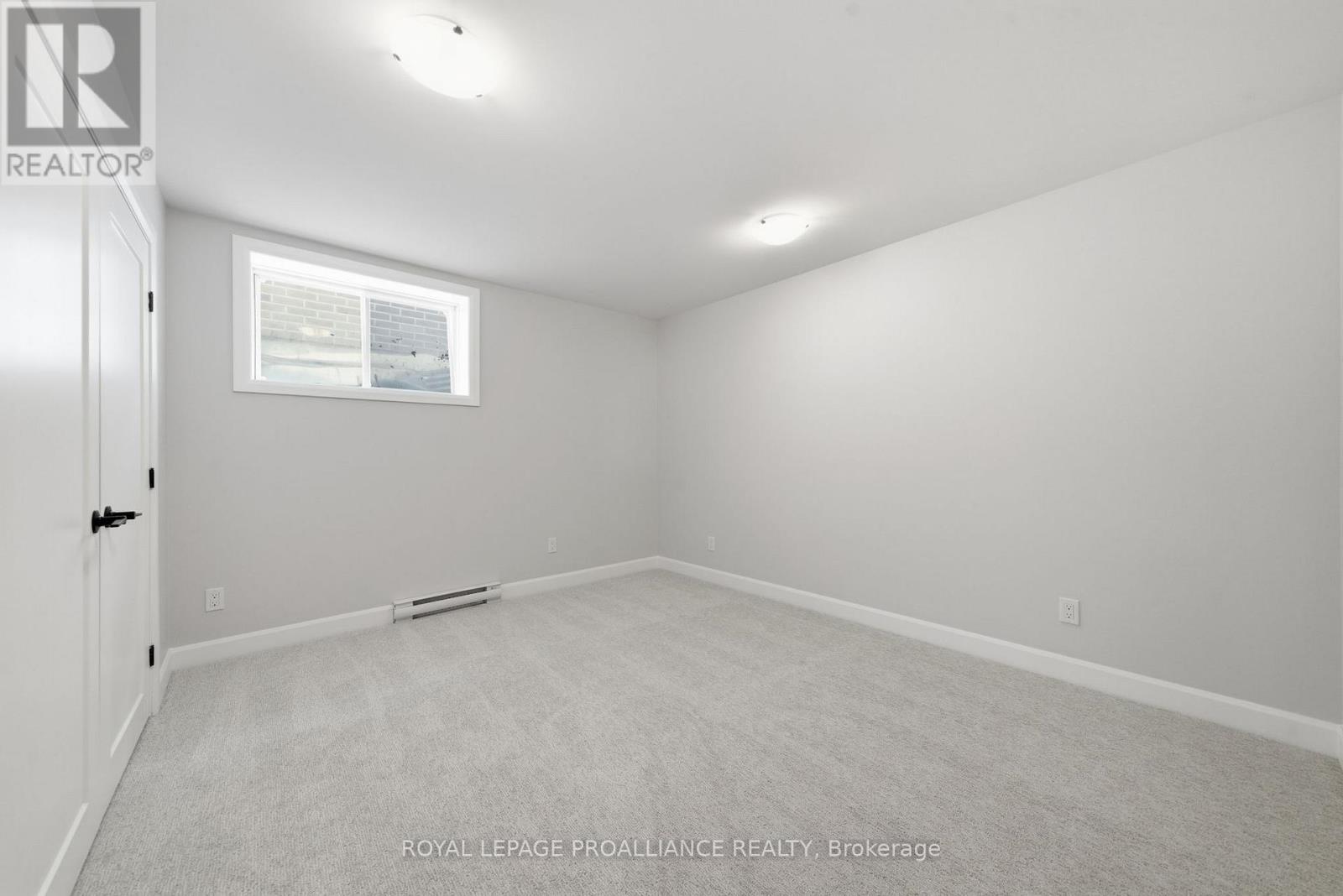 87 Hastings Park Drive, Belleville (Belleville Ward), Ontario  K8P 0J1 - Photo 33 - X12844422