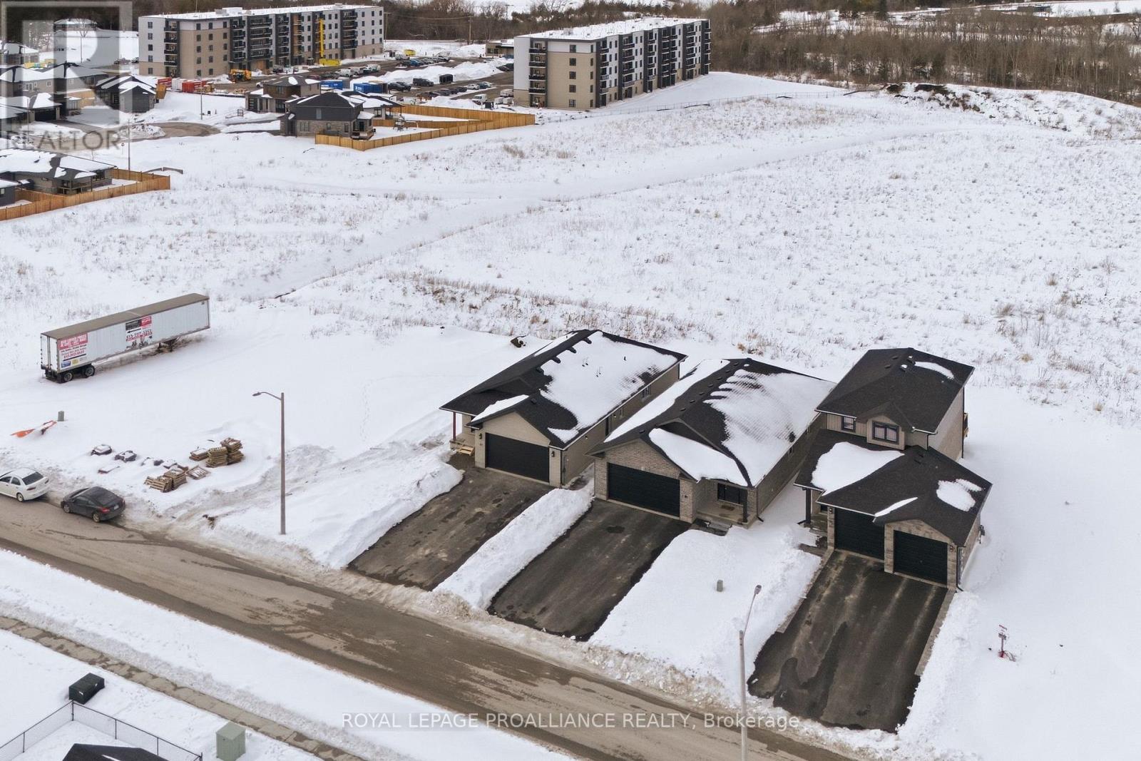 87 Hastings Park Drive, Belleville (Belleville Ward), Ontario  K8P 0J1 - Photo 40 - X12844422