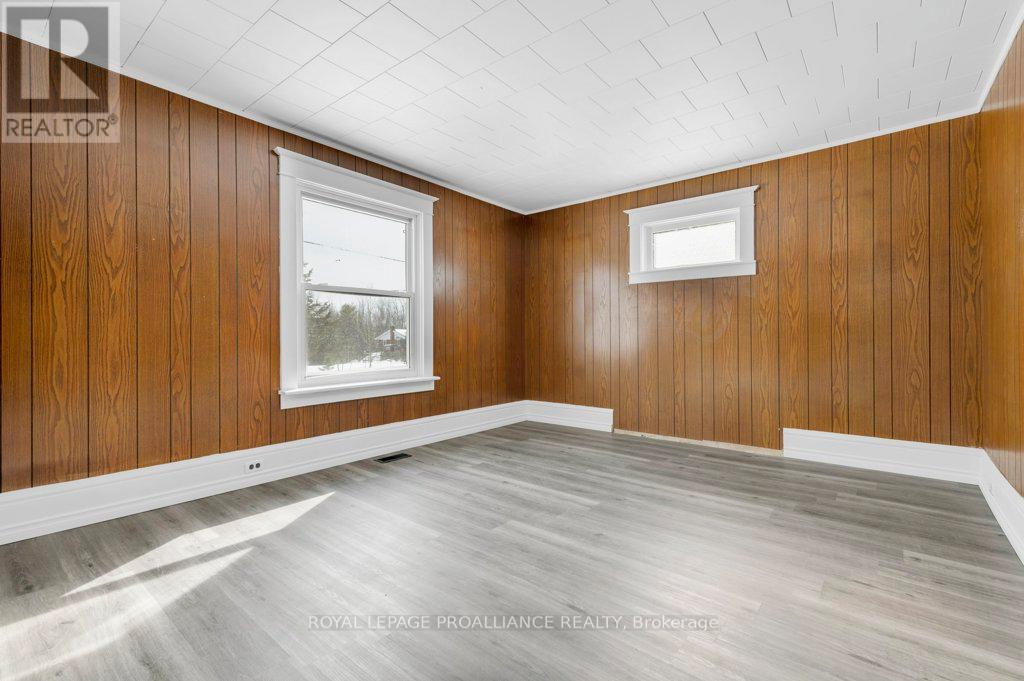 1172 Salem Road, Prince Edward County (Ameliasburg Ward), Ontario  K0K 1T0 - Photo 11 - X12844460