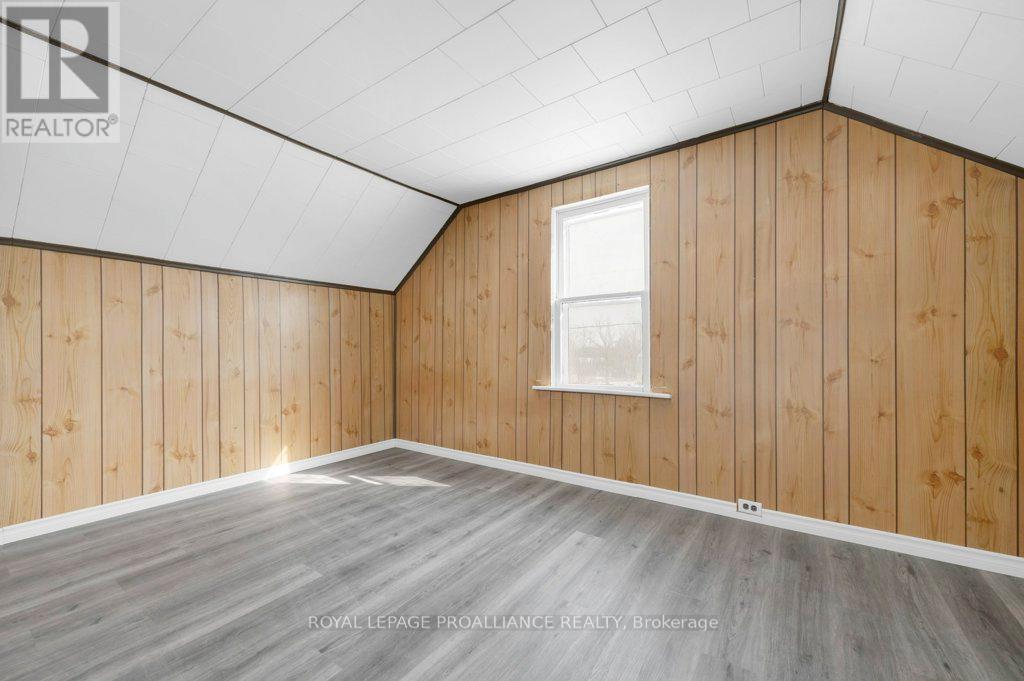 1172 Salem Road, Prince Edward County (Ameliasburg Ward), Ontario  K0K 1T0 - Photo 24 - X12844460