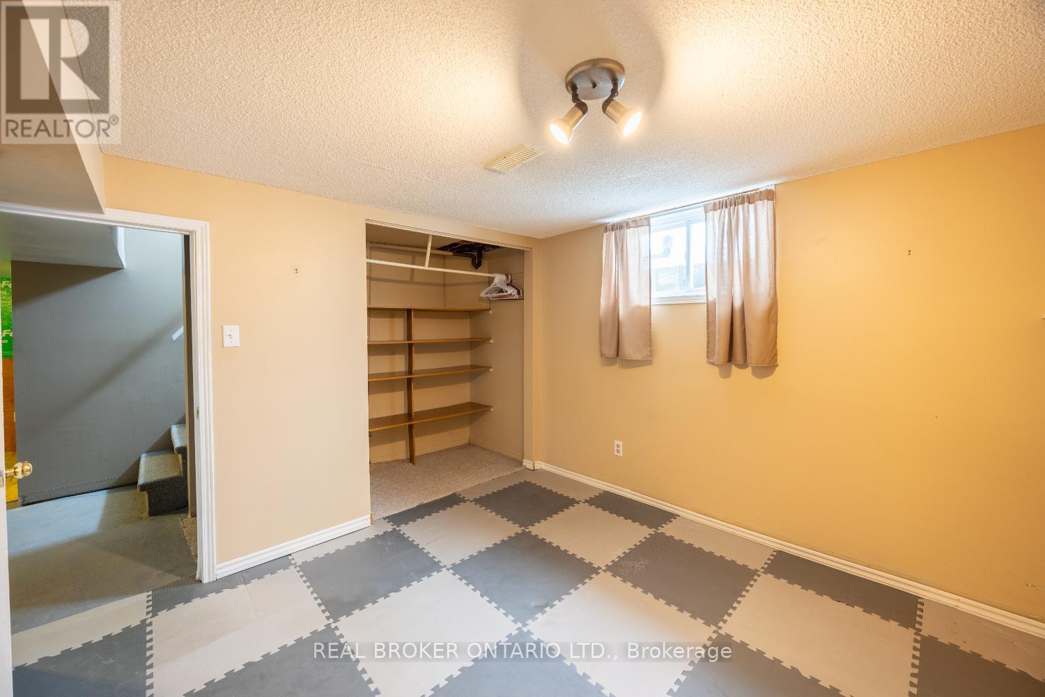 10 Elizabeth Avenue, Quinte West, Ontario  K8V 2P9 - Photo 18 - X12844510